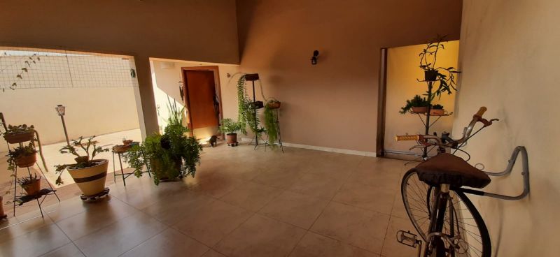 CASA em Vila Santa Tereza