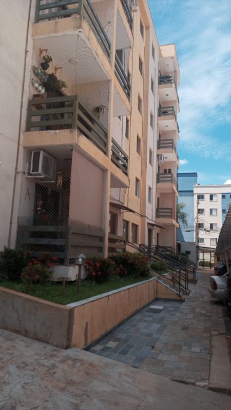 APARTAMENTO em Presidente Médici