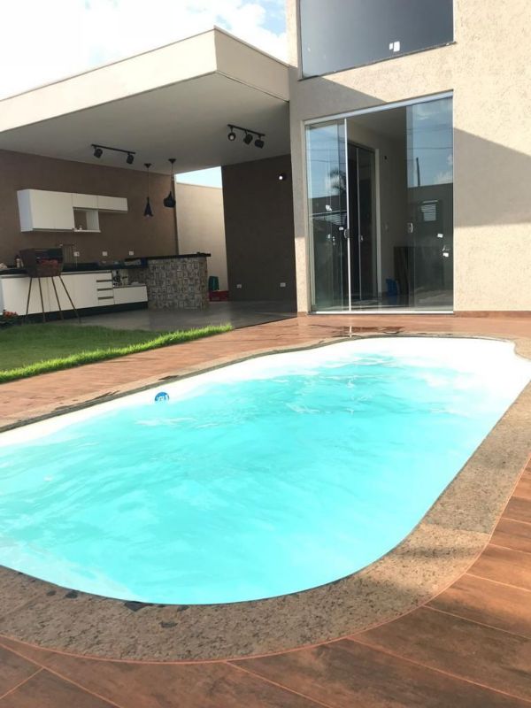 CASA em Jardim Morada Nova