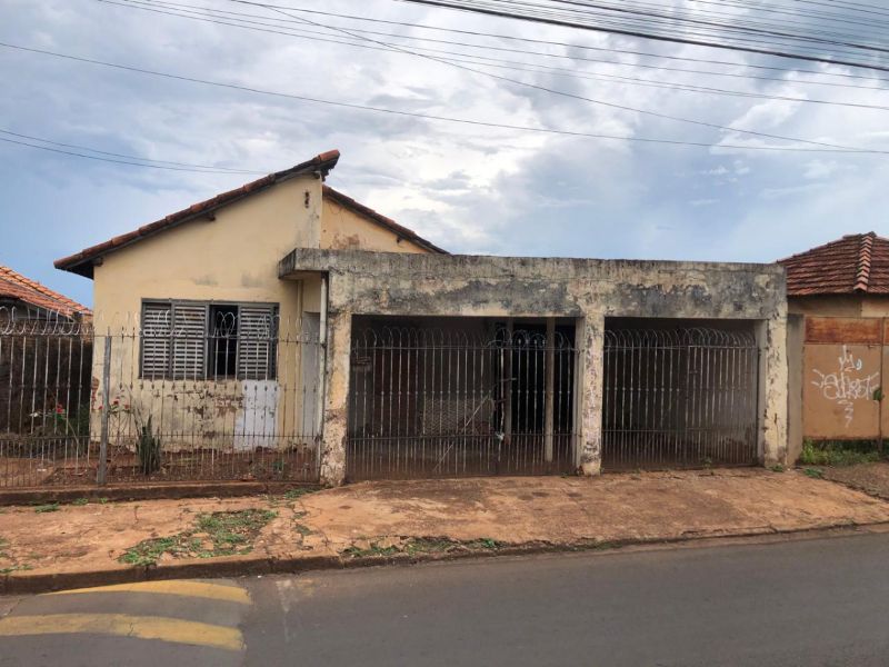 TERRENO em Jardim Bela Vista