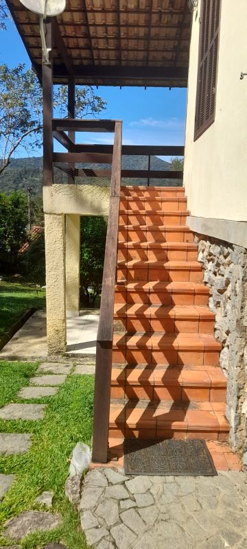 img-4